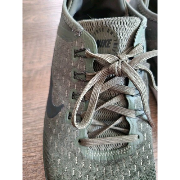 Mens 7.5 Green Nike Running Sneakers - Picture 3 of 5